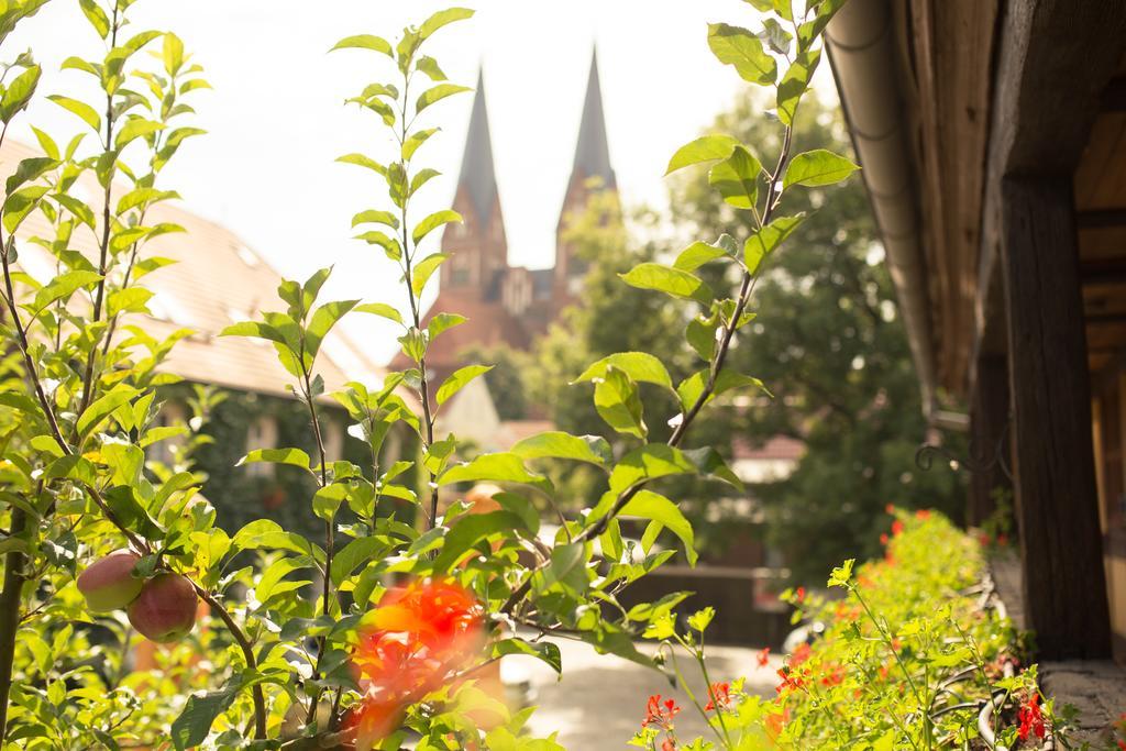 Up Hus Hotel Neuruppin Eksteriør billede