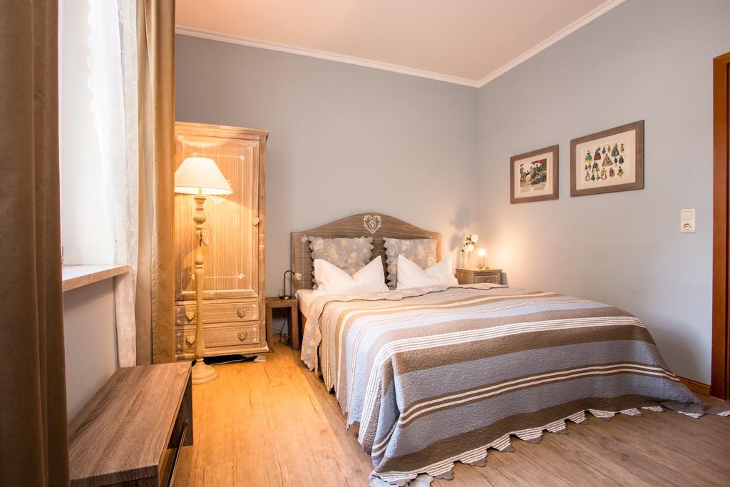 Up Hus Hotel Neuruppin Værelse billede