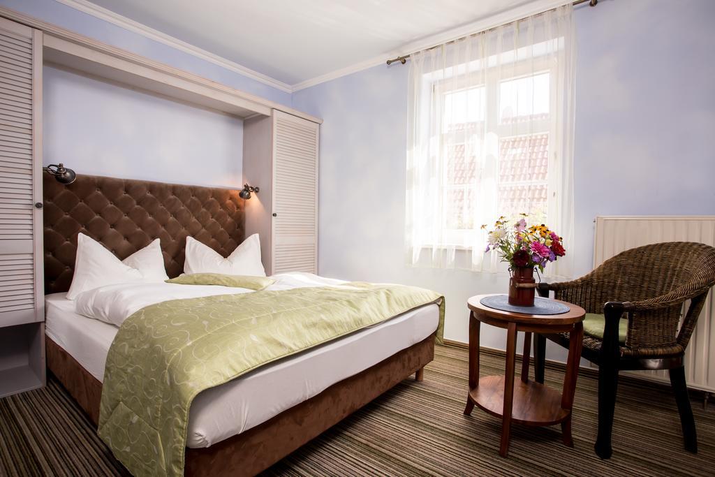 Up Hus Hotel Neuruppin Værelse billede